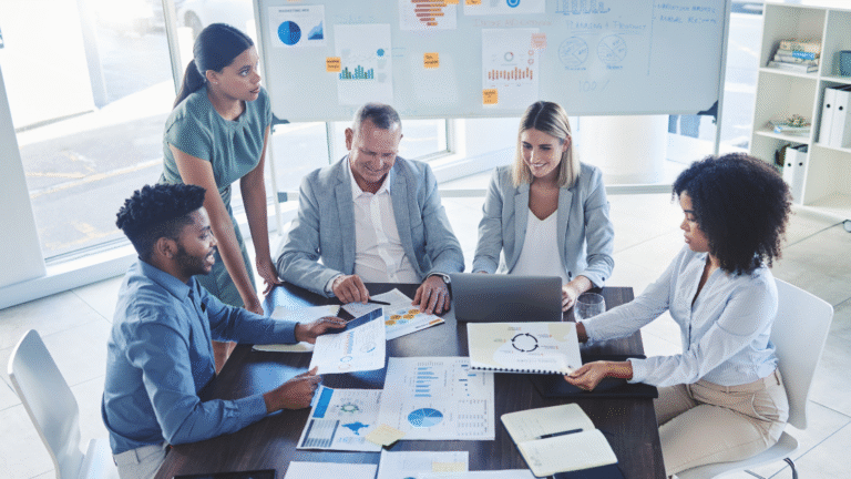 decisiones-empresariales-colaborativas-con-bi-it-nova